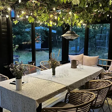 Charming In Lovely Nature Close To The Sea * Vig